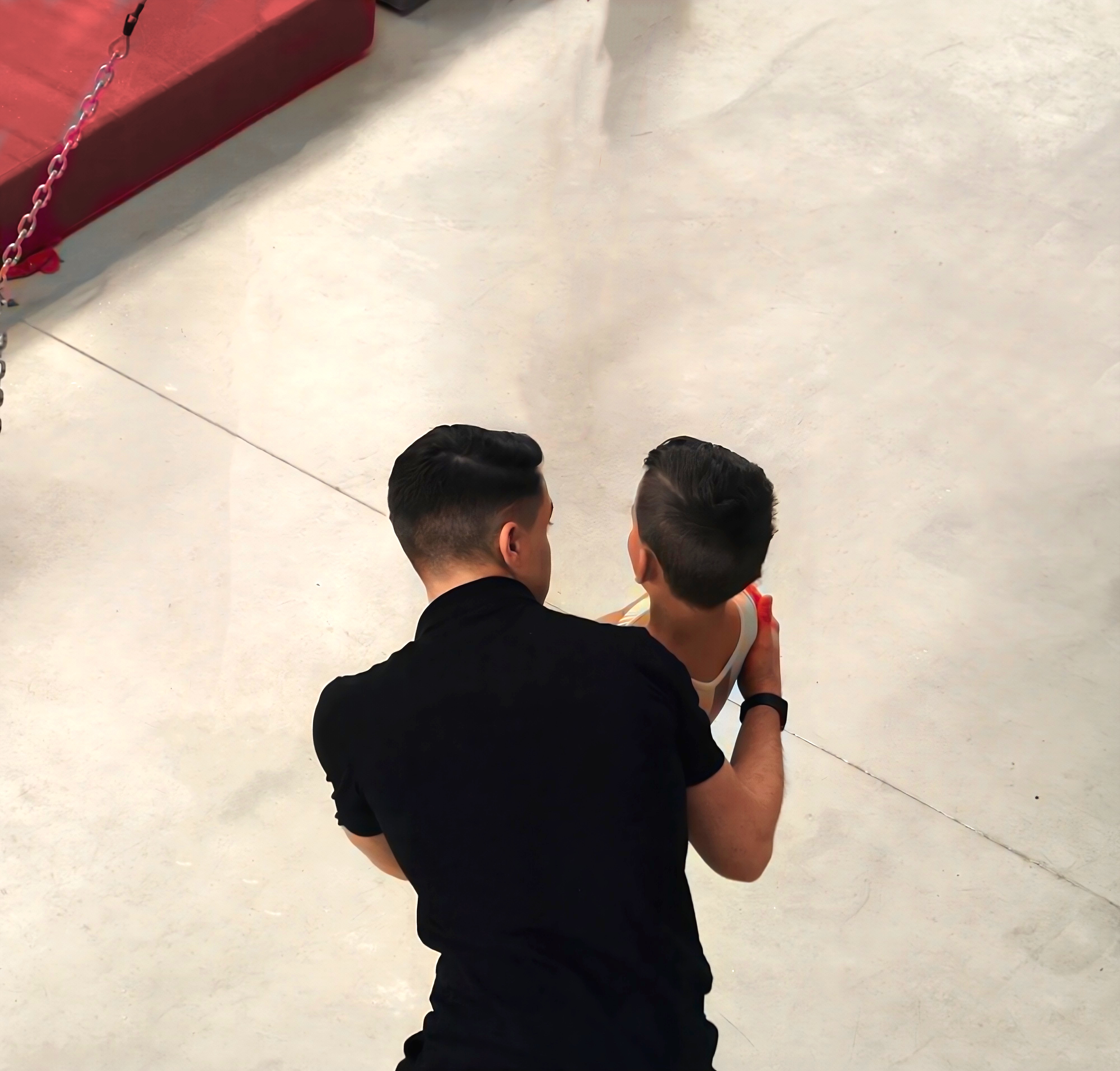 Deviens un coach respecté et écouté, pour sortir le meilleur de tes gyms, sans sacrifier ta bienveillance.