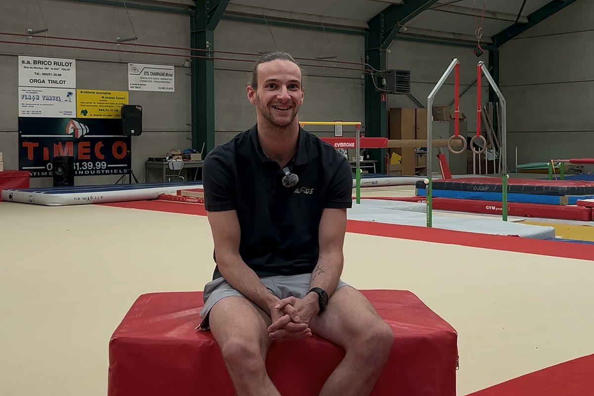 Antoine, entraîneur de gymnastique artistique féminine